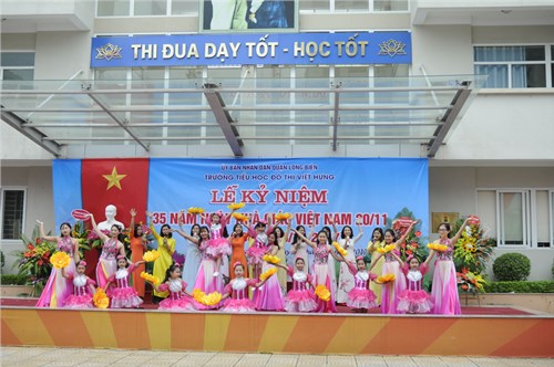 Lể kỉ niệm 35 năm ngày Nhà giáo Việt Nam 20 - 11